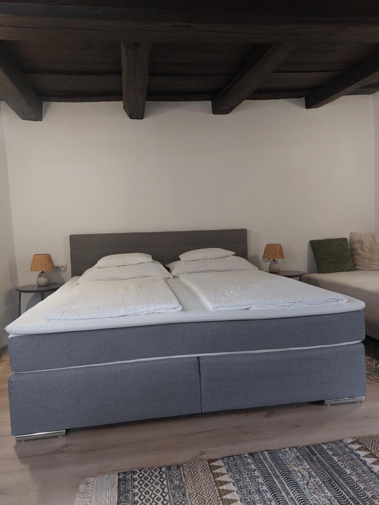 Babamuzeum Apartman Тихань Экстерьер фото